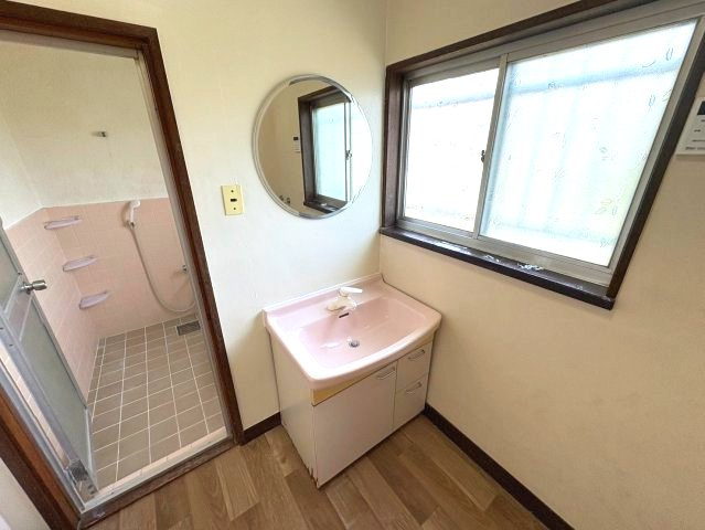 大宝戸建の洗面所