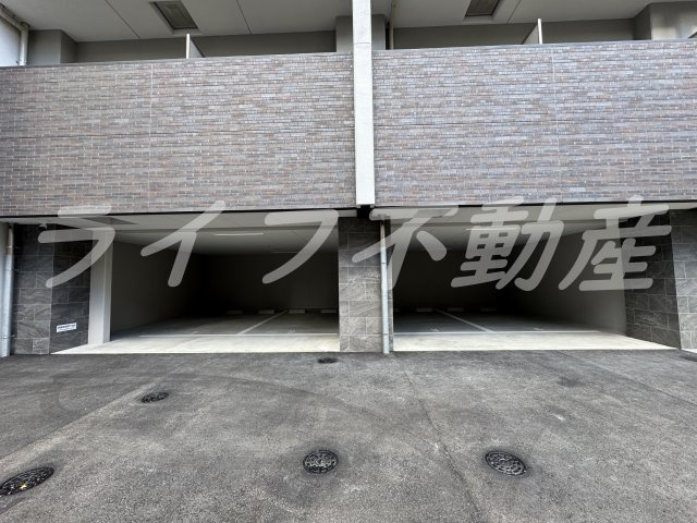 リヴェント玉造の駐車場|駐車場に車を止められます