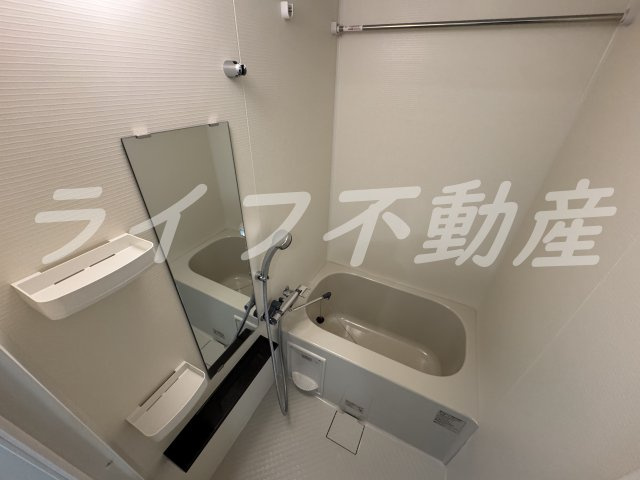 リヴェント玉造の浴室|コンパクトで使いやすいお風呂です