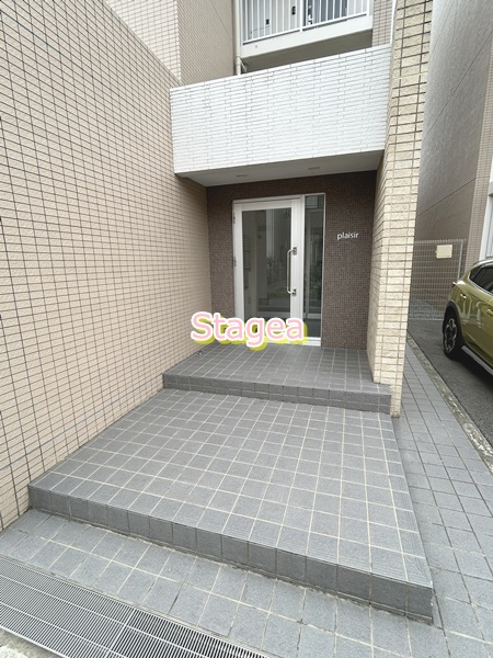 プレジールのエントランス