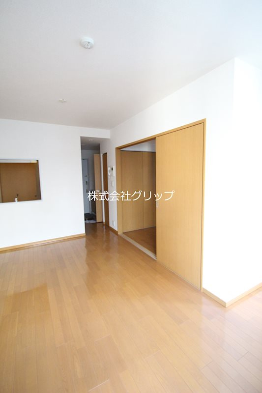 横浜市中区相生町４丁目の賃貸マンション