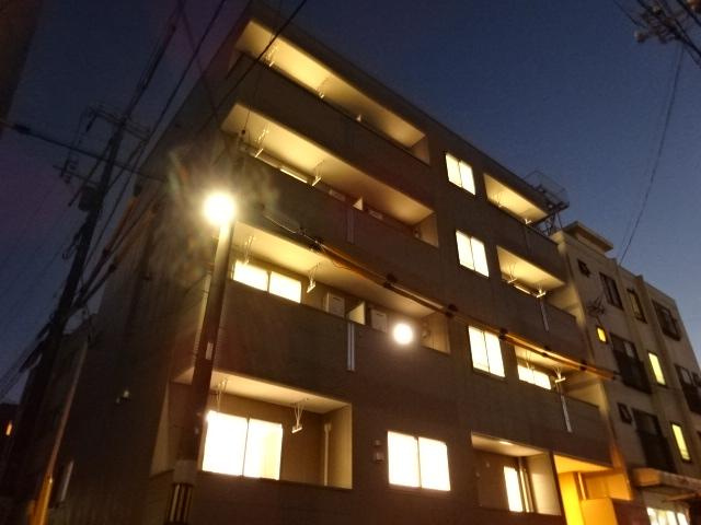 NAミナミの外観|外観写真（夜）