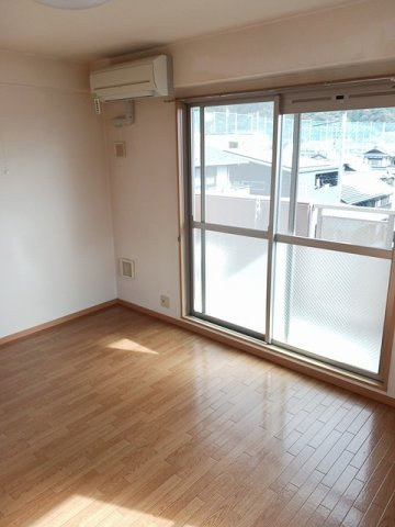 カーサ　エテルナの内装|内装は落ち着いています