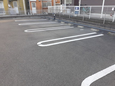 【駐車場】 | グリーンハイム | 駐車場完備です