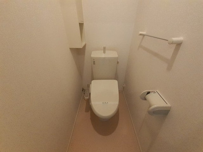 【トイレ】 | グリーンハイム | コンパクトで使いやすいトイレです