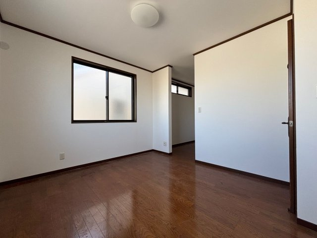 あま市篠田稲荷戸建の洋室|洋室約6.7帖