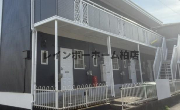 特典：仲介手数料が無料です!!のエントランス|清潔なエントランスです