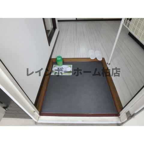 特典：仲介手数料が無料です!!の玄関|きれいな玄関です