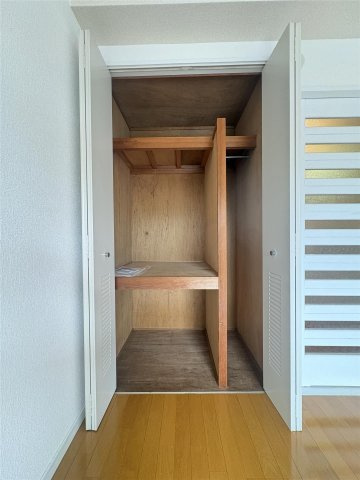コート新屋敷の収納