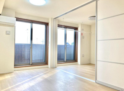 大和市西鶴間４丁目の賃貸マンションの居間・リビング|同施工別部屋