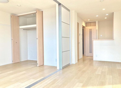 大和市西鶴間４丁目の賃貸マンションの寝室|同施工別部屋