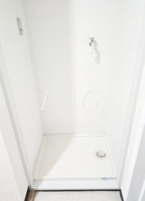【設備】 | 白樺マンション | 室内洗濯機置き場です。