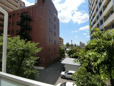 リブリ・丸屋の展望