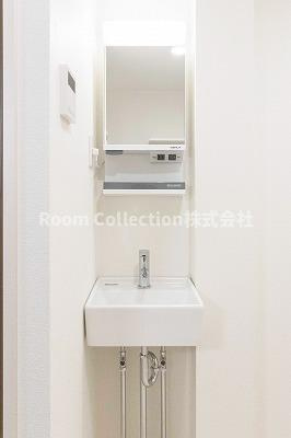 グランクオール梅島二丁目の洗面所