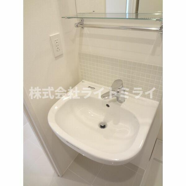 ＬＡＰｉＳ本駒込の洗面所| 
