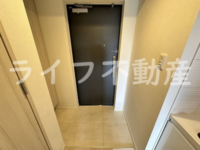 S-RESIDENCE緑橋駅前の玄関|落ち着いた玄関です