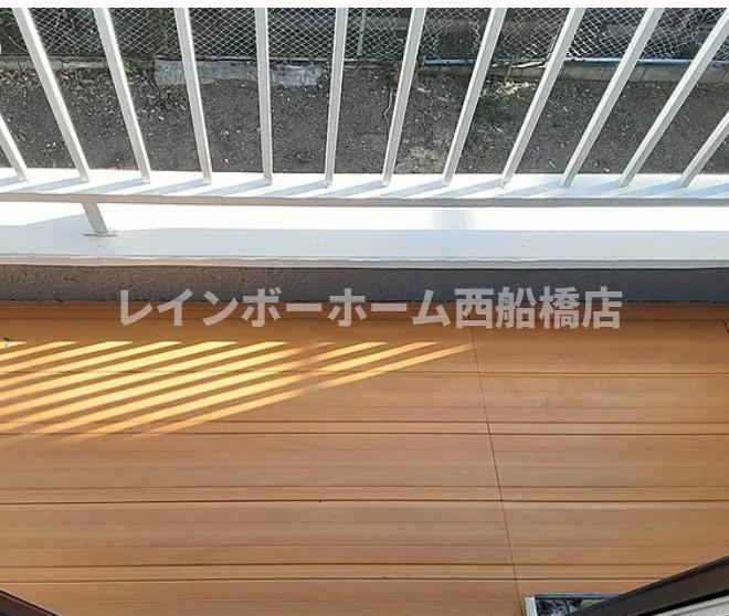 中台グリーンテラスB棟のバルコニー