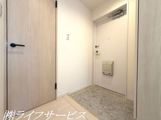【玄関】 | グローバル御幣島駅前 | 玄関／天井高のシューズボックス有