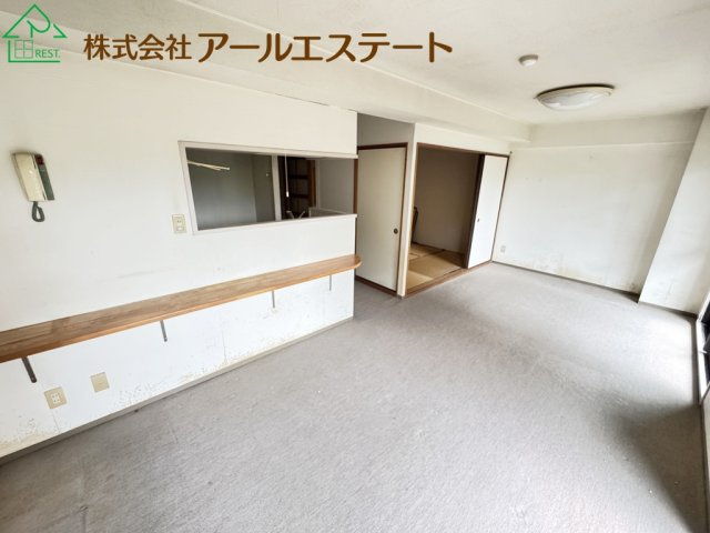 ダイアパレス東加古川　　　JR「東加古川駅」徒歩10分の居間・リビング