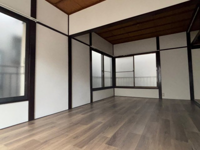 【洋室】 | 本一色1丁目戸建
