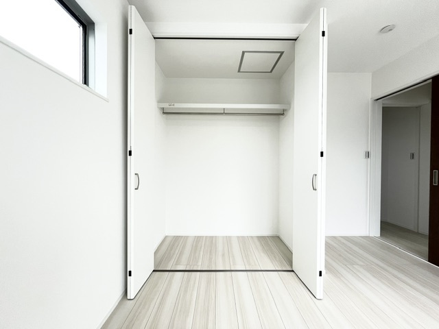 深阪戸建の収納