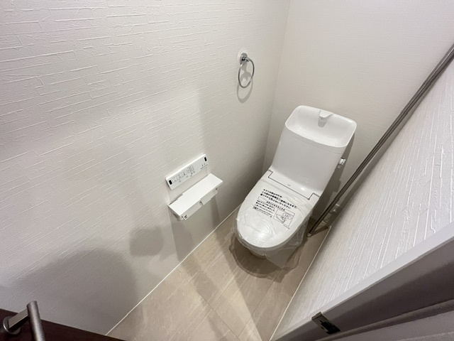 深阪戸建のトイレ