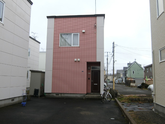 札幌市東区東苗穂十四条３丁目の一戸建て