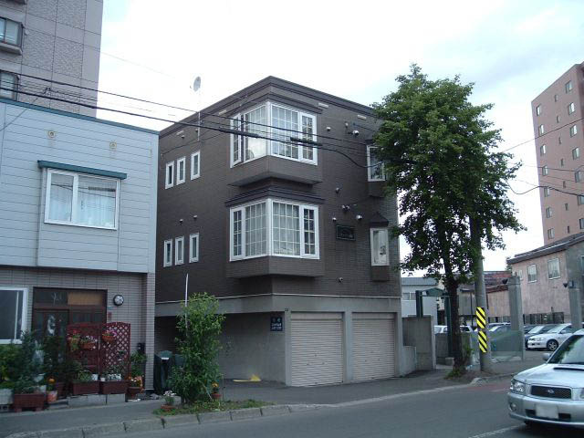 リファイン一番館