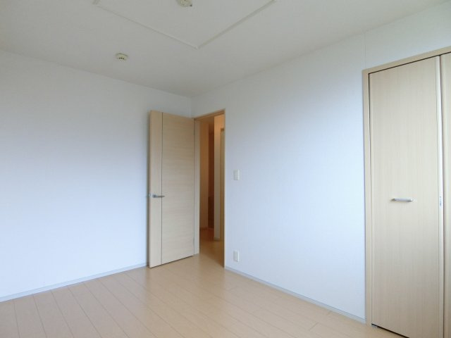 ノイエラントの内装