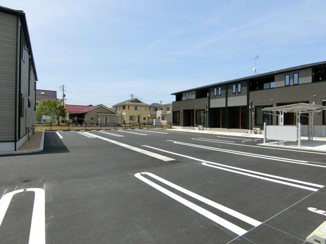テルミアース　Ⅱの駐車場