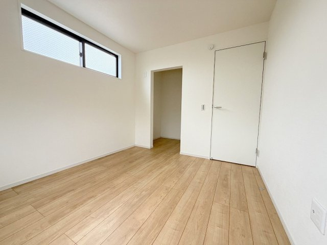 三郷市新和2丁目　新築戸建　全1棟の洋室|WIC付きの洋室6.3帖・子供部屋としていかがでしょう