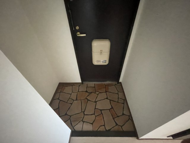 パークサイドツクダの玄関