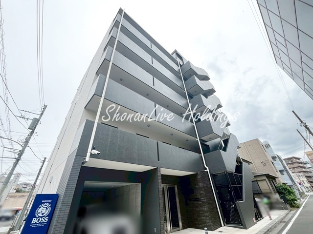 横浜市中区上野町２丁目の賃貸マンションの外観