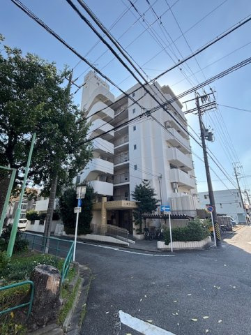 真栄マンション浮島の外観