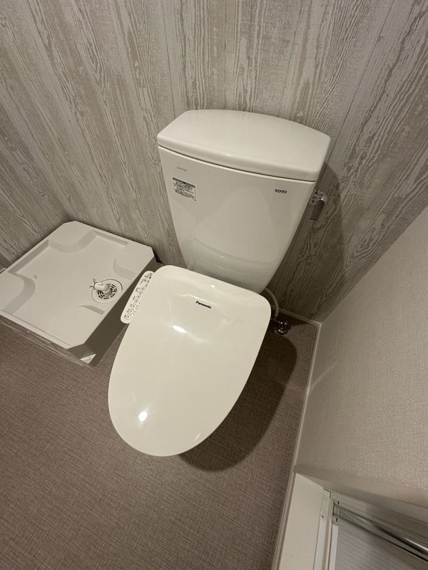 セレーネエステート千住曙のトイレ