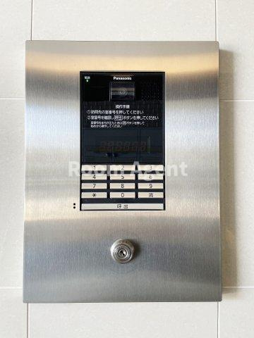 ロイヤルアンコールのエントランス