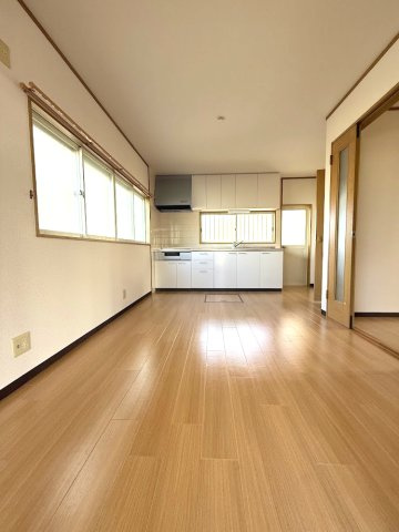 【居間・リビング】 | 田尾寺駅前戸建 | 田尾寺駅前戸建(Good Home)
