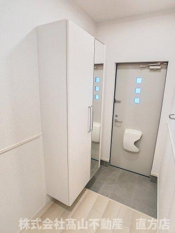 北九州市八幡西区馬場山緑のアパートの玄関