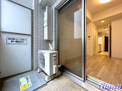 【バルコニー】 | プレサンス広小路通葵 | お洗濯にも便利なバルコニー付き