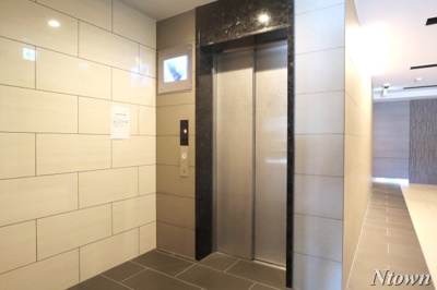 【ロビー】 | プレサンス広小路通葵 | 毎日通るロビーはこのようになっています