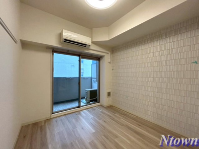 【居間・リビング】 | プレサンス広小路通葵 | こちらの居間で趣味の時間をお楽しみください