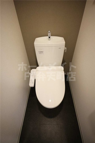 【トイレ】 | アドバンス大阪セレーノ | 落ち着いたトイレです