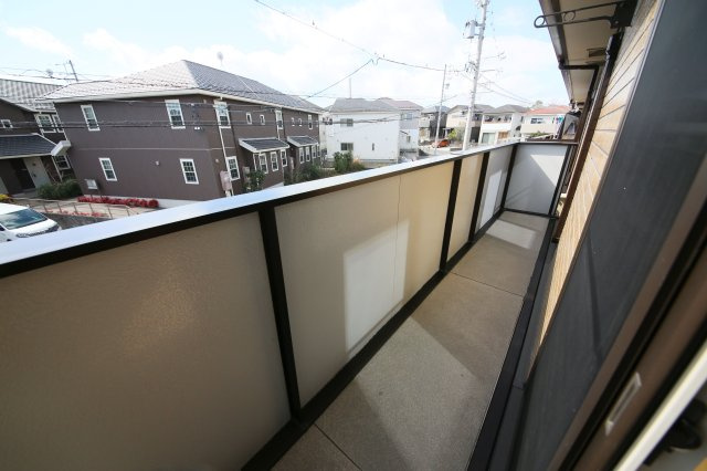 プランドール　A棟のバルコニー|別部屋同一間取りのお写真となっております。
