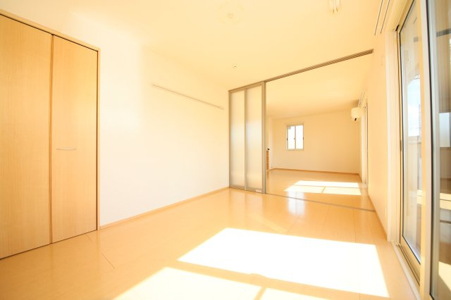 プランドール　A棟の内装|別部屋同一間取りのお写真となっております。