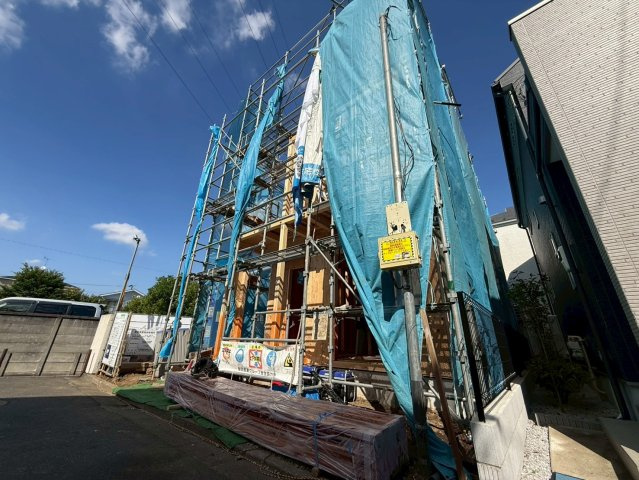 杉並区下高井戸3丁目　新築戸建の外観|2026.07.09撮影

現地ご見学希望・資料請求などお気軽にお問い合わせ下さい！
03-5990-5201