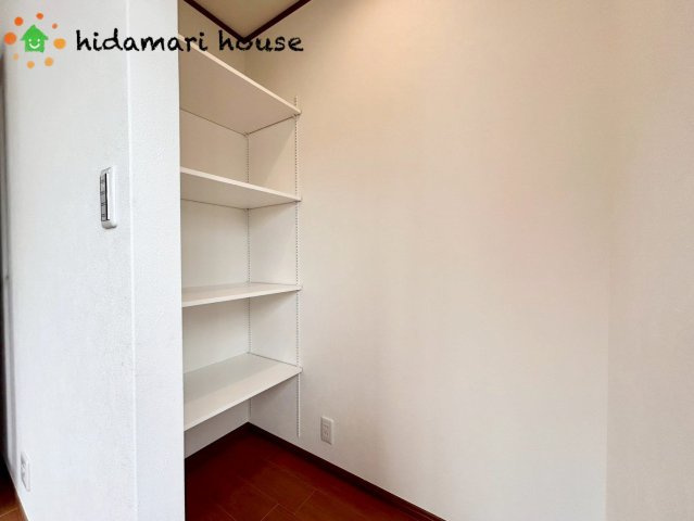 上尾市瓦葺　中古戸建の収納