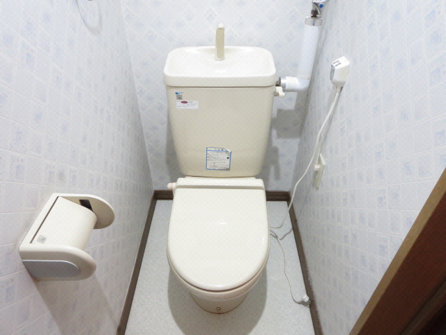 釧路市若草町のアパートのトイレ