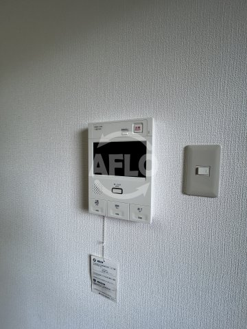 ノルデンハイム新大阪のセキュリティ|ノルデンハイム新大阪　モニター付きインターホン