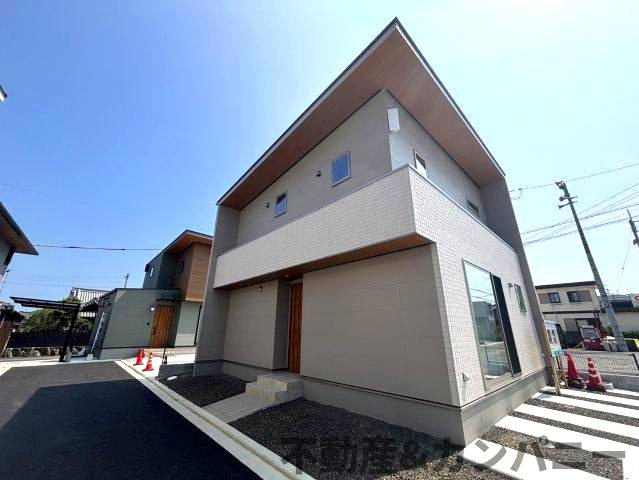 久米窪田町の新築分譲戸建