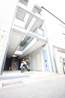 【エントランス】 | プラモーションアベニュー